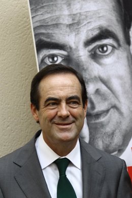 José Bono presenta su libro 'Les voy a contar'