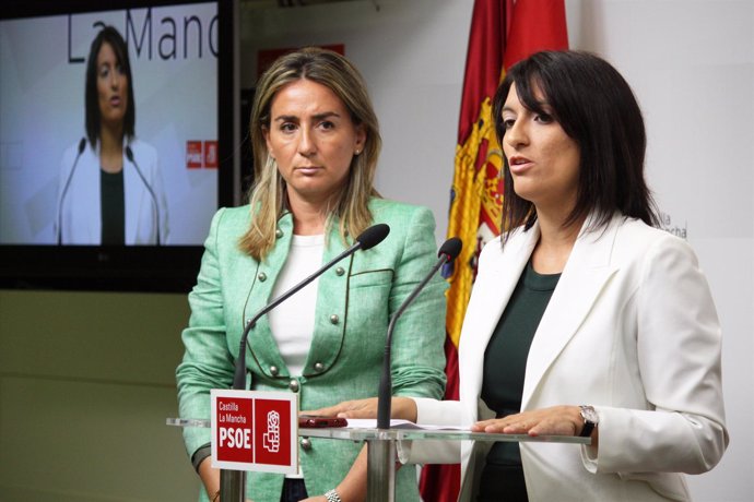 Las diputadas del PSOE en rueda de prensa