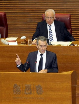 Torres Interviene En El Pleno Desde La Tribuna De Las Corts