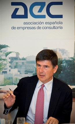 Manuel Pimentel