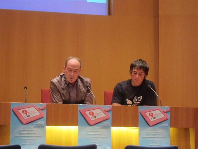 Iñaki López De Aguileta Y Alex Txikon En La Presentación Del Programa
