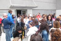 La Policía desaloja a cerca de 150 extrabajadores de Teletech de la sede de la empresa en Toledo