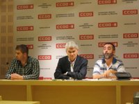 Gil (CCOO) niega que se haya "entregado" a Cospedal y avisa que si no cambia sus políticas seguirá la "confrontación"