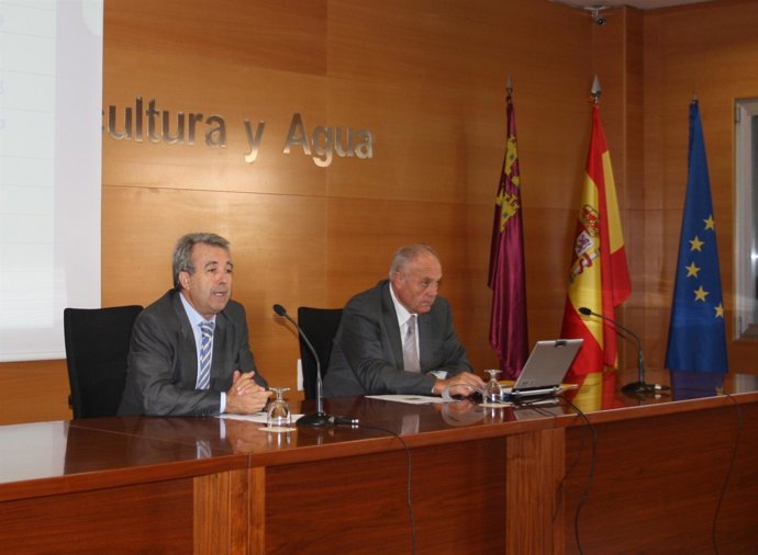 Cerdá y el director de Industria Agroalimentaria y Capacitación Agraria