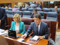 González: "¿No vendrán estos lodos de esos pactos que hacían por la noche el señor Mas y el señor ZP?"