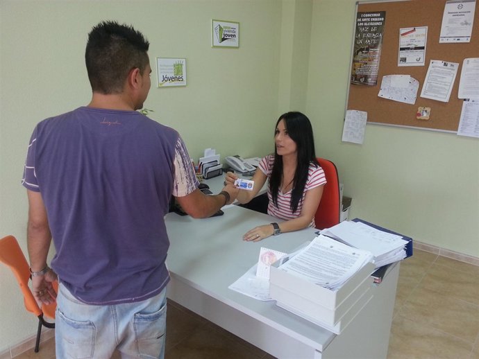 Juventud expide el carné 500