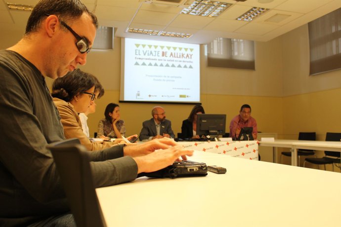 Campaña De Prosalus Y Cruz Roja