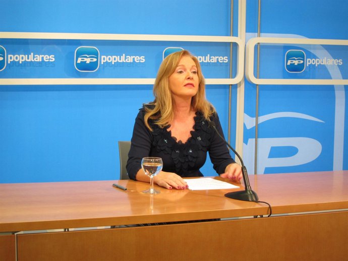 Francisco Mendiola, senadora PP de La Rioja