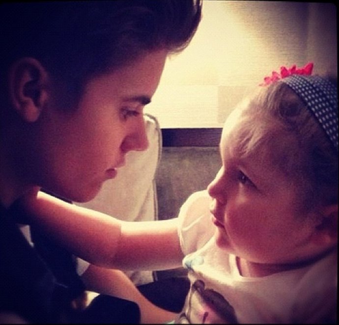 Justin Bieber con su fan número uno, Avalanna 