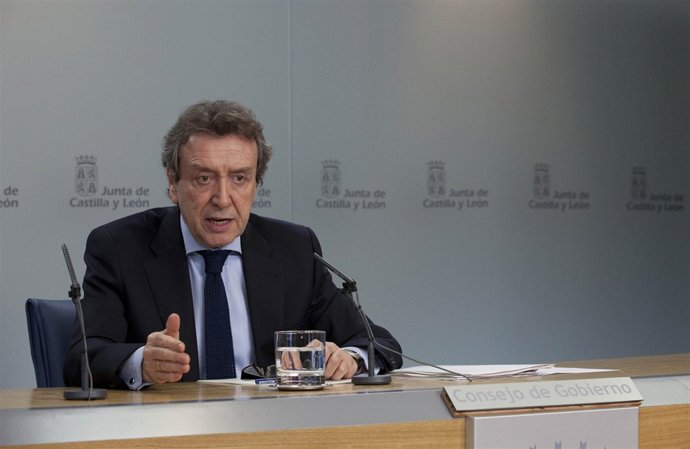 El portavoz de la Junta, José Antonio de Santiago-Juárez