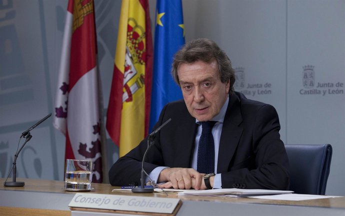 El portavoz de la Junta, José Antonio de Santiago-Juárez