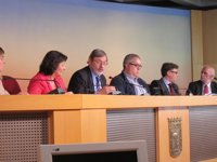 Lissavetzky critica el nuevo crédito de no disponibilidad ya que "se resume en pagar más y recibir menos"