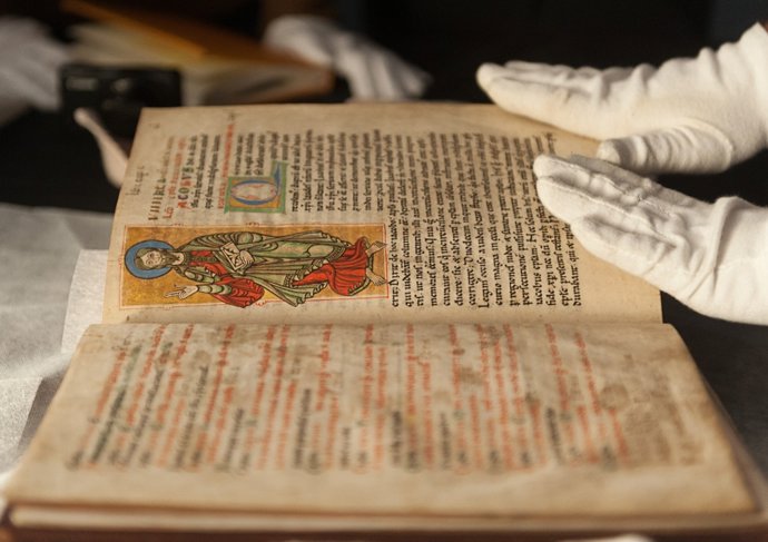 Imagen Del Códice Calixtino En La Exposición