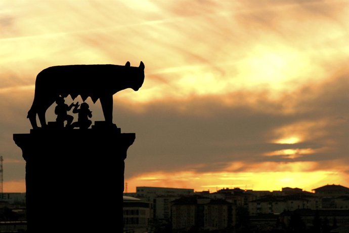 Noche Romana en Blanco Mérida
