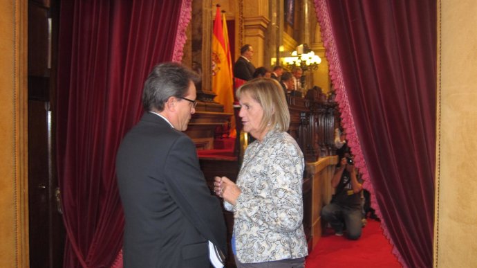 Artur Mas Y Núria De Gispert, En El Parlament