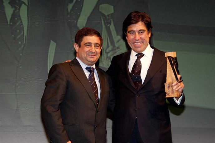 Entrega Del Premio A Manuel Manrique