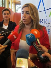 Díaz ve "preocupante" que el Gobierno toque "la hucha de las pensiones" y critica que Rajoy incumpla su palabra