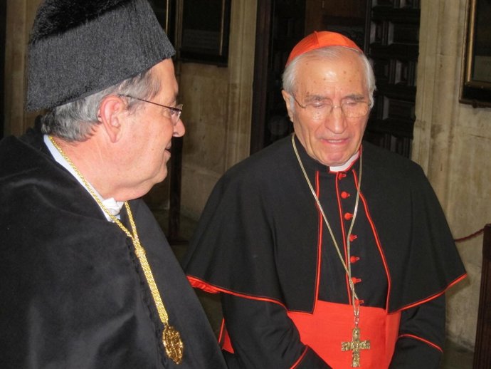 Rouco Varela (D) y Galindo (I)