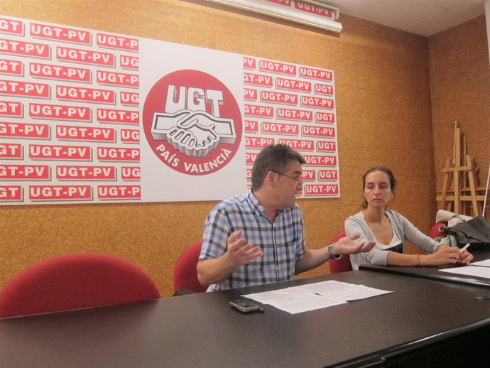Guillermo Martí Y Susana Diaz En La Rueda De Prensa