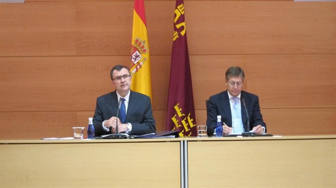 Bernal y Ballesta en rueda de prensa