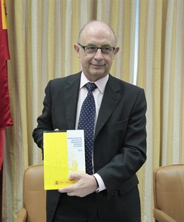 Montoro Presenta Los Presupuestos Para 2012