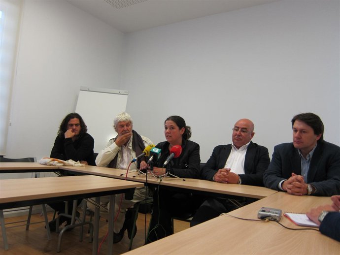 Rueda de prensa de los sindicatos agrarios con el líder de Anova, X.M. Beiras