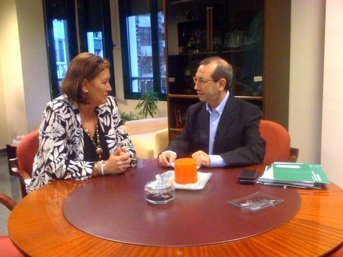 Reunión entre Sáez y Paterna hoy