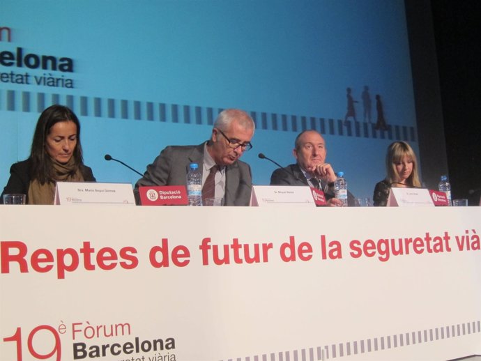 M.Seguí (DGT), M.Nadal (Fund.RACC), J.Aregio (SCT), A.López (Tráfico País Vasco)