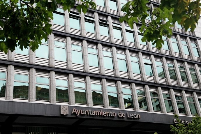 Imagen actual de la fachada principal del edificio de Ordoño II