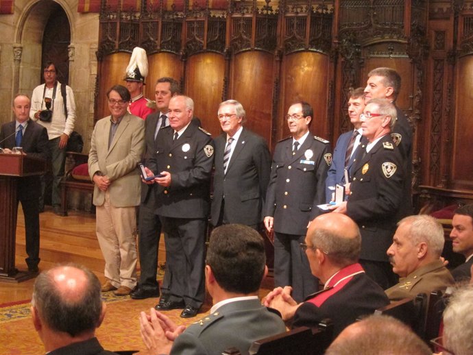 Entrega De Medallas De La Guardia Urbana 