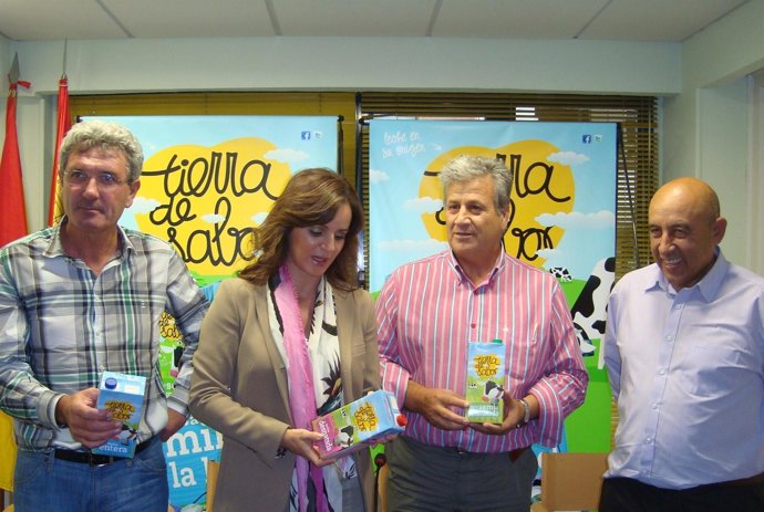 Clemente, junto con los representantes de las OPA