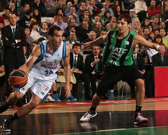 Jimmy Baron Y F. Van Lacke, FIATC Mutua Joventut - Lagun Aro GBC (Baloncesto)