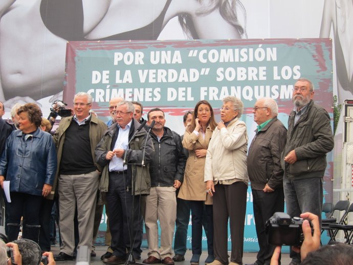 Garzón y sindicatos