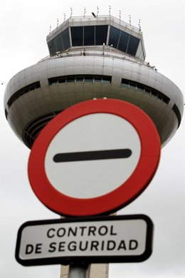 Torre De Control, Controladores Aéreos