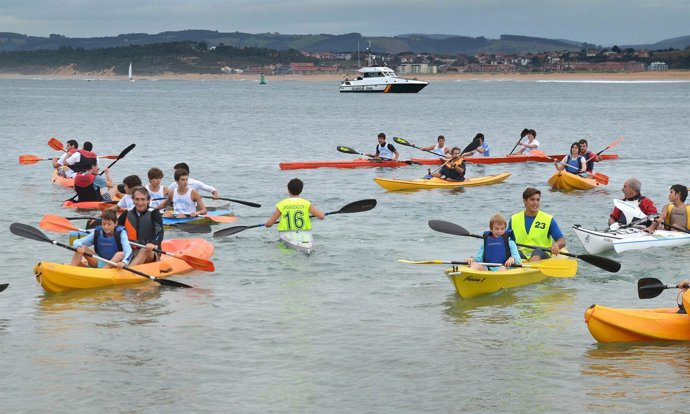 Travesía en piragua en Santander 
