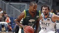 Baloncesto/Liga Endesa.- Crónica del Real Madrid-Unicaja, 79-64      