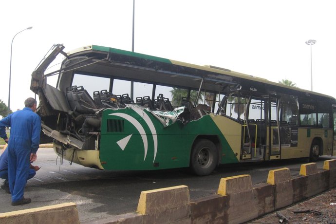 Autobús siniestrado en Huelva.