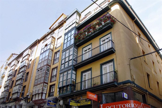 Fachada Cuesta del Hospital