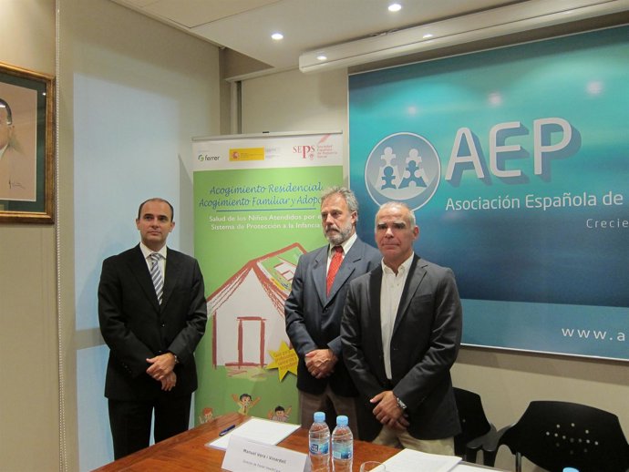 Presidente De SPS En La Presentación De La 'Guía De Salud Niños Atendidos'