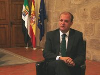Monago destaca el "compromiso muy importante" del Gobierno con Extremadura pese a la situación de crisis