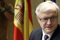 Rehn confía en que los países de la eurozona respeten los compromisos