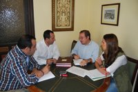 La Junta hará "todos los esfuerzos" para que Villanueva del Trabuco recupere la normalidad