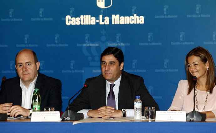 Echániz presenta el estudio