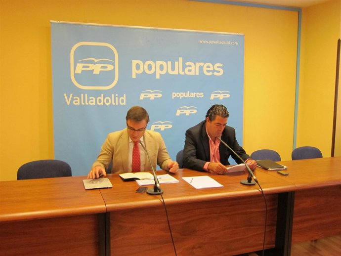 Pastor (I) y Gutiérrez Alberca (D)