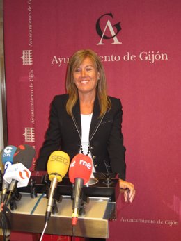 La Concejala Del PP Pilar Fernández Pardo