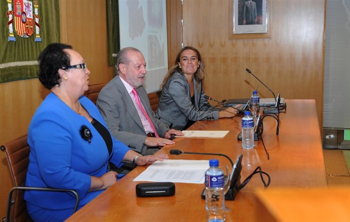 Villalobos En La Presentación De La Red Provincial De Telecomunicaciones