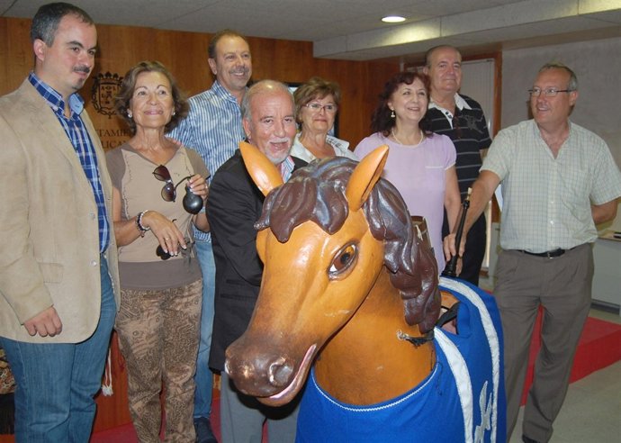 Presentación de los actos para el 9 de Octubre