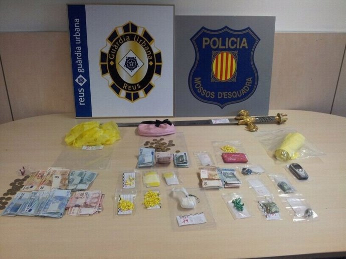 Droga decomisada en un piso en Reus