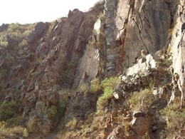 El talud de entrada a Tunte