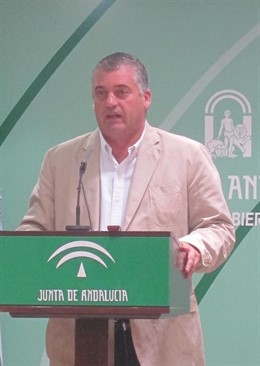 El delegado de Medio Ambiente, Javier Carnero